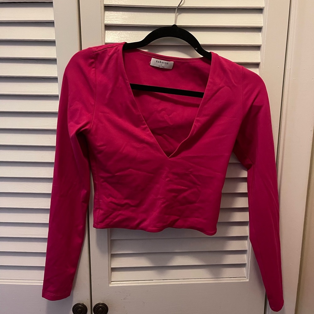 Aritzia Babaton Women's Pink V-Neck